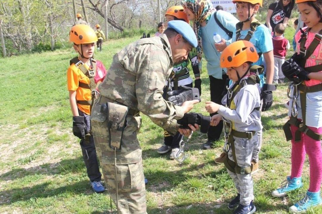 &Ccedil;ocuklar Cep Telefonu Ve Tabletten Uzaklaşıp Dağcılık Sporuyla Tanıştı