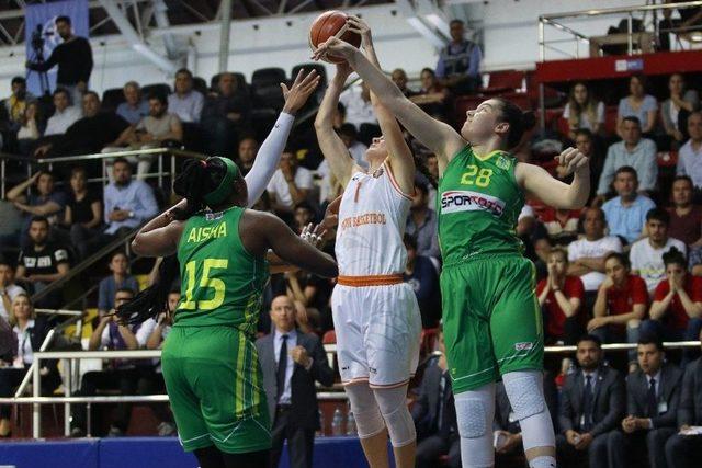 Çukurova Basketbol, Son Saniyede Güldü