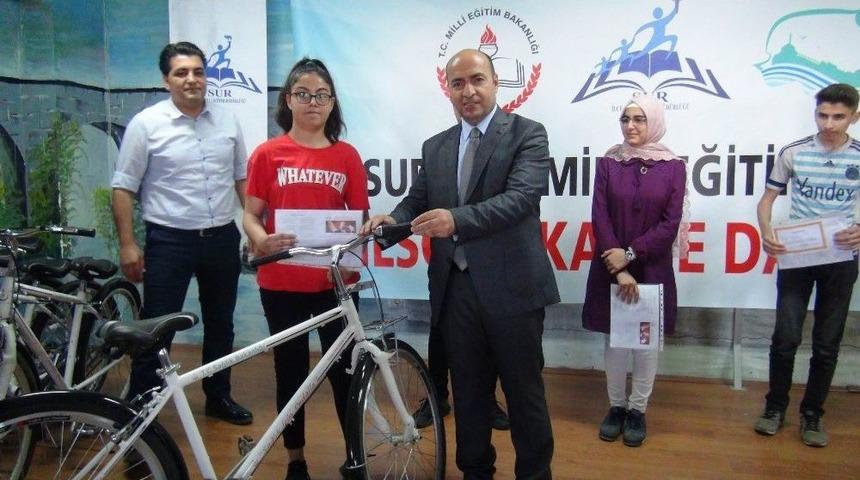 Surlu &Ouml;ğrenciler Bisikletlerine Kavuştu