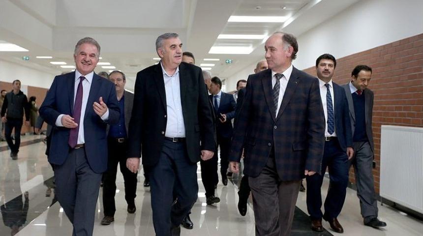 Sa&uuml; İlahiyat Fak&uuml;ltesi Yeni Yerine Taşındı