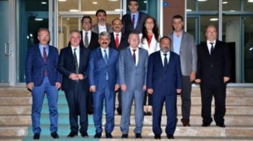 Rektör Uzun, Bküb Toplantısına Katıldı