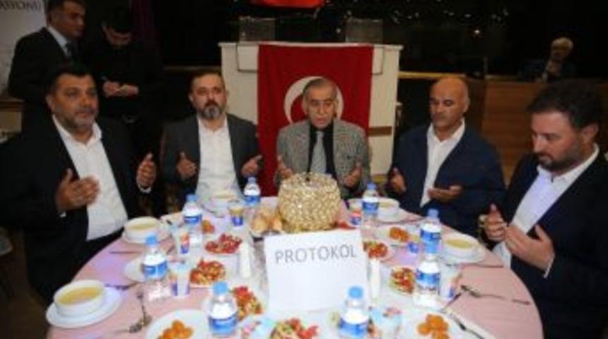 Sincan Belediye Başkanı Ercan, İftarda Kırşehirlilerle Buluştu