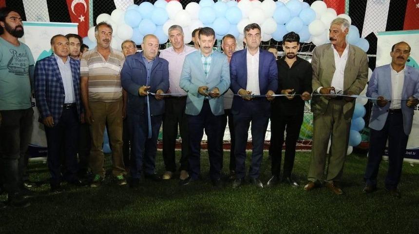 Eyy&uuml;biye&rsquo;de Yapımı Tamamlanan Spor Kompleksinin A&ccedil;ılışı Yapıldı