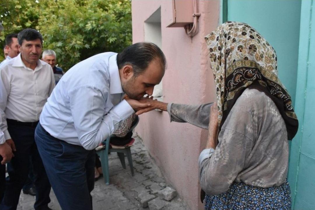 Baybatur, Muhalefete Y&uuml;klendi