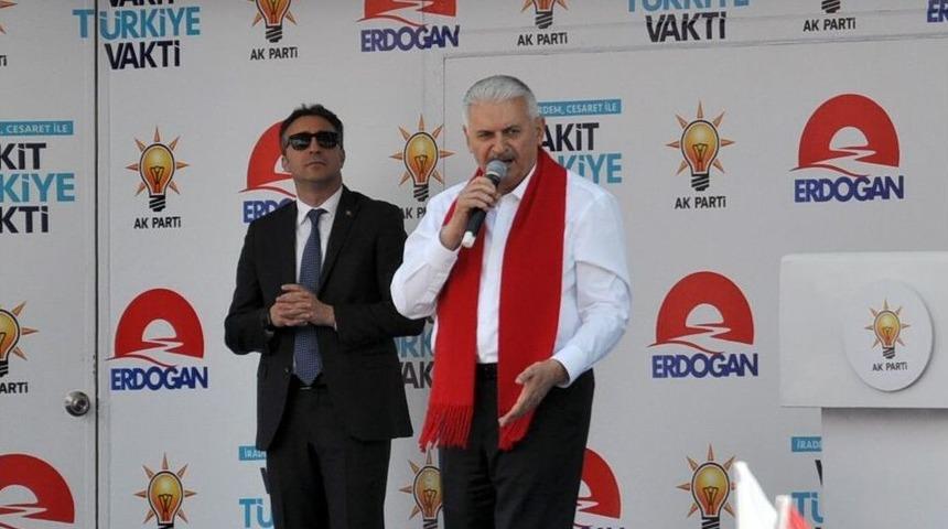 Başbakan Yıldırım: "hdp&rsquo;nin K&uuml;rtlere Verdiği Zararın Haddi Hesabı Yok"