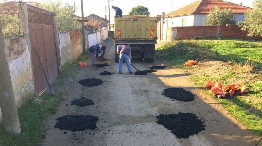 Saruhanlı&rsquo;da Bozulan Yollara Bakım