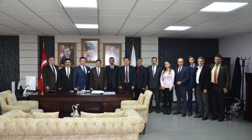 Boz&uuml;y&uuml;k Belediyesi İle Bem-bir-sen Arasında Sosyal Denge Tazminatı S&ouml;zleşmesi İmzalandı