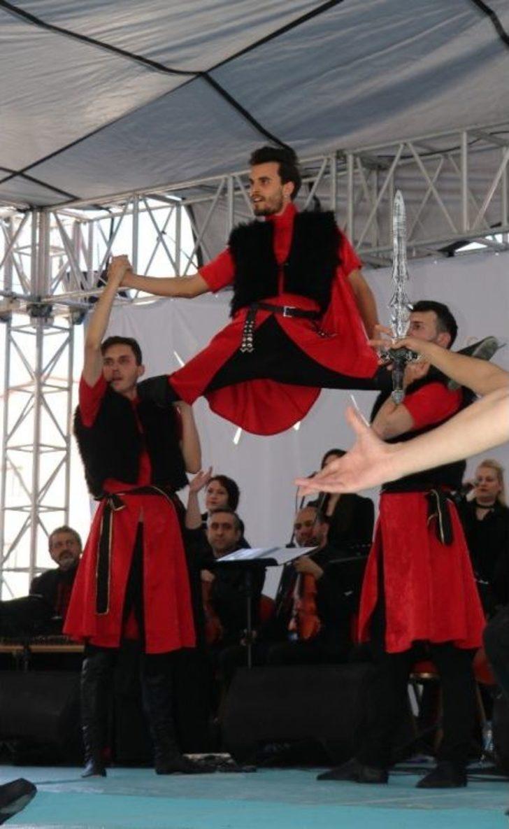 Van’da Turizm Sezonunun Startı Verildi G5