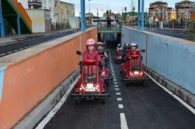 Trafik Eğitim Parkında 15 Ayda 13 Bin 500 Öğrenciye Trafik Eğitimi Verildi