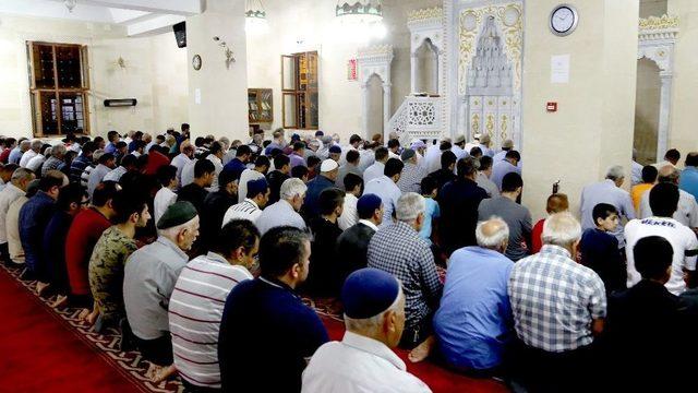 Şehitkamil’de Enderun Usulü Teravih Geleneğini Yaşatılıyor