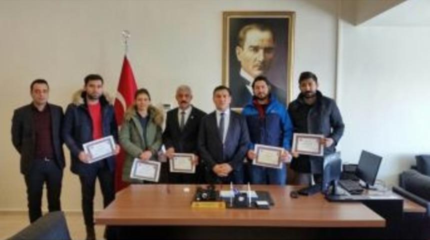 &Ccedil;ıldır Kaymakamından İstihbarat Ve Ka&ccedil;ak&ccedil;ılık Ekiplerine Başarı Belgesi