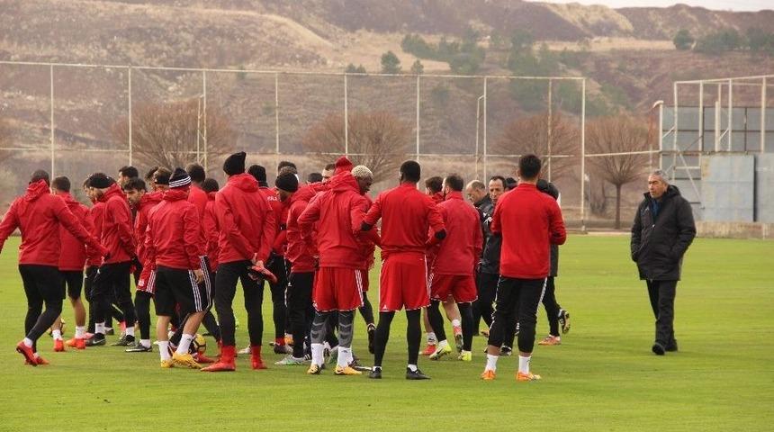 Sivasspor, Beşiktaş Hazırlıklarını S&uuml;rd&uuml;rd&uuml;