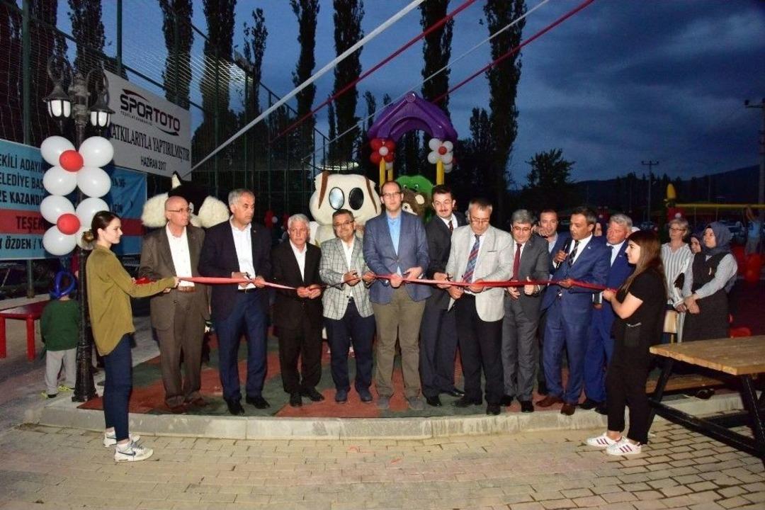 Yenipazar&rsquo;da Selim Yağcı Parkı &Ccedil;ocukların Hizmetine Girdi