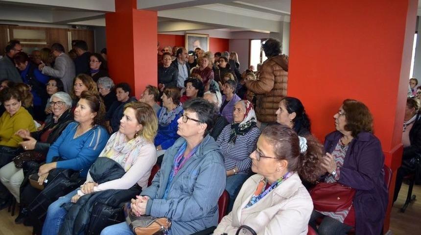 Chp Didim İl&ccedil;e Kadın Kollarında &Ccedil;akmakgil G&ouml;reve Yeniden Talip