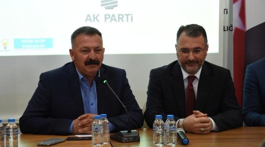 Ak Parti Se&ccedil;imlere Sıkı Hazırlanıyor