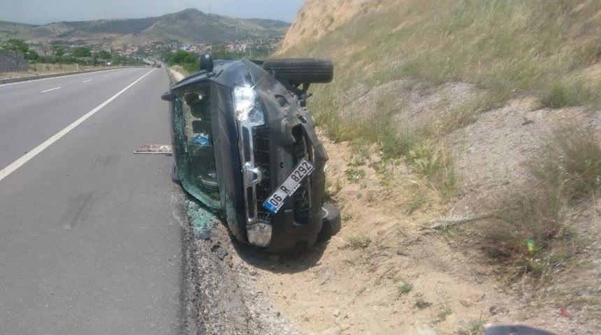Kırıkkale&rsquo;de Trafik Kazası: 3 Yaralı