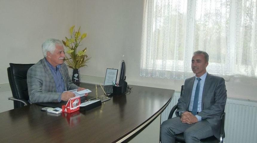 Müdür Çelik Başkan Toprak İle Bir Araya Geldi