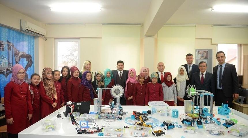 Başkan Avcı’dan Öğretmen Ve Öğrencilere Ziyaret