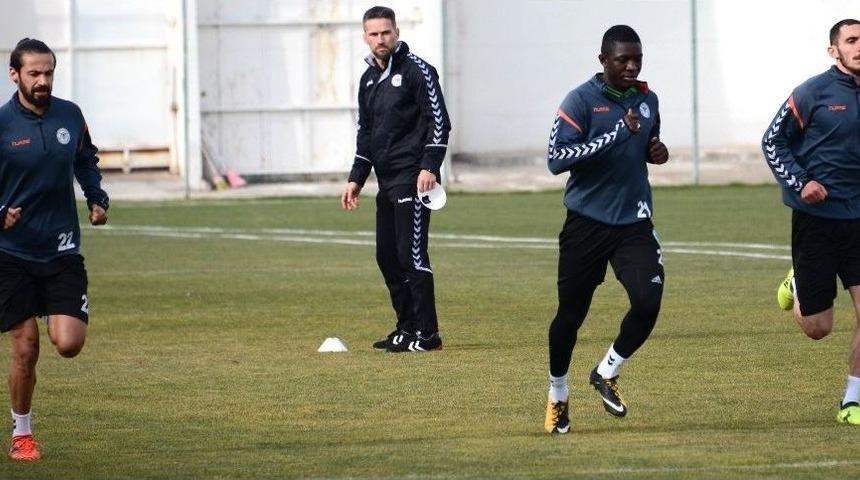 Atiker Konyaspor&rsquo;da Fenerbah&ccedil;e Ma&ccedil;ı Hazırlıkları Başladı