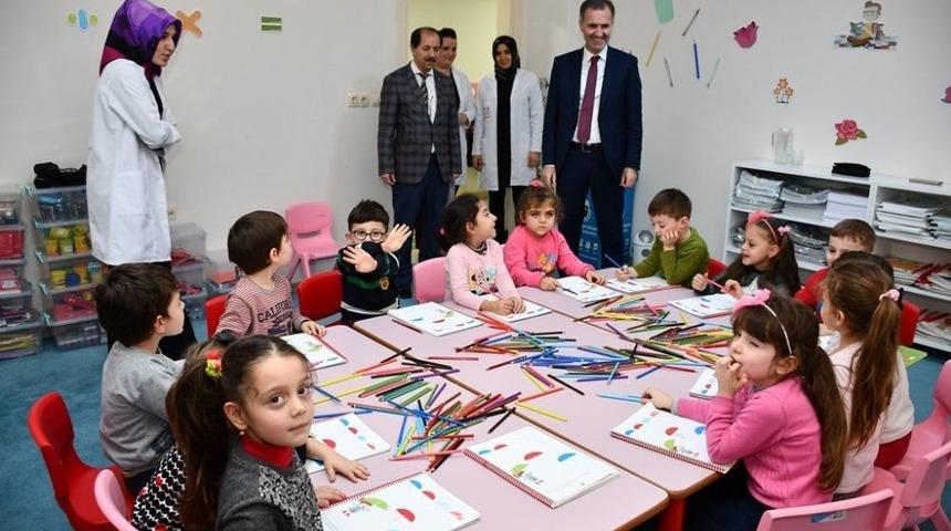 Taban Minik &Ouml;ğrencilerle