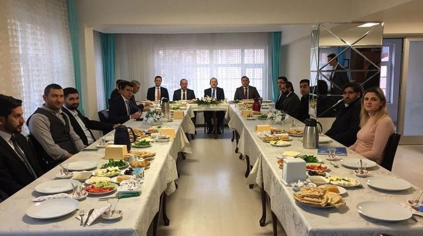 Vali Pehlivan, Emniyet Personeliyle Kahvaltıda Biraraya Geldi