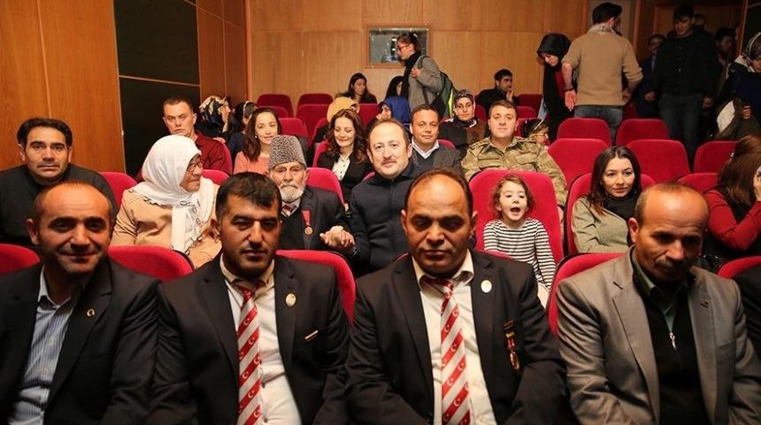 Vali Pehlivan, Gazilerle Birlikte “ayla” Filmini İzledi