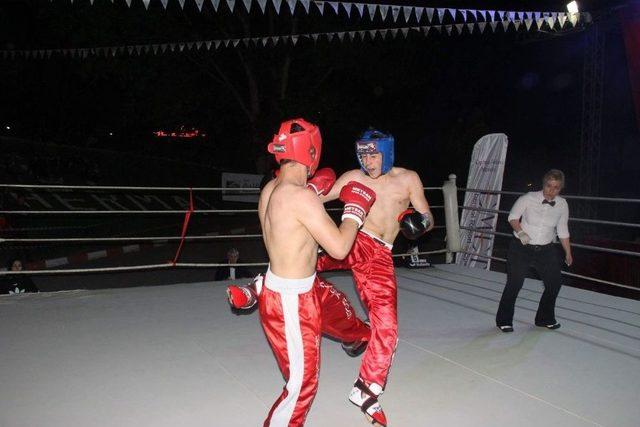 Milletvekili Mustafa Ş&uuml;kr&uuml; Nazlı: Son Yıllarda K&uuml;tahyamızda Spor Alanında &Ouml;nemli Yatırımlar Yapıldı 1