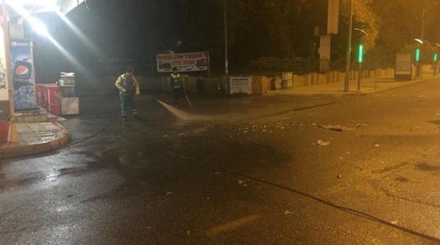 Sokak Ve Caddeler Temizleniyor