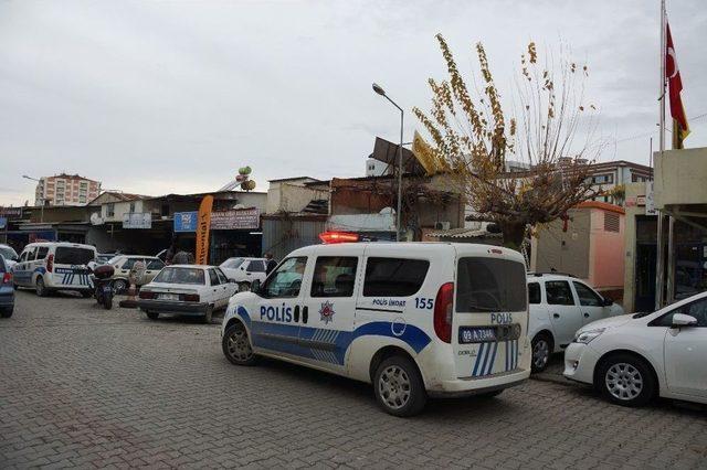 Aydın’da İş Yerinin Çatısı Çöktü: 2 Yaralı