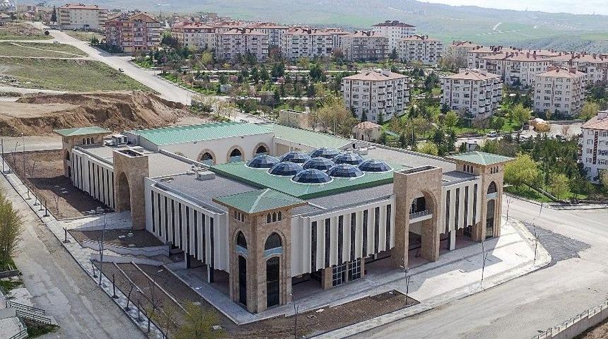 &Uuml;&ccedil;l&uuml; Tesisin A&ccedil;ılışına Adım Adım