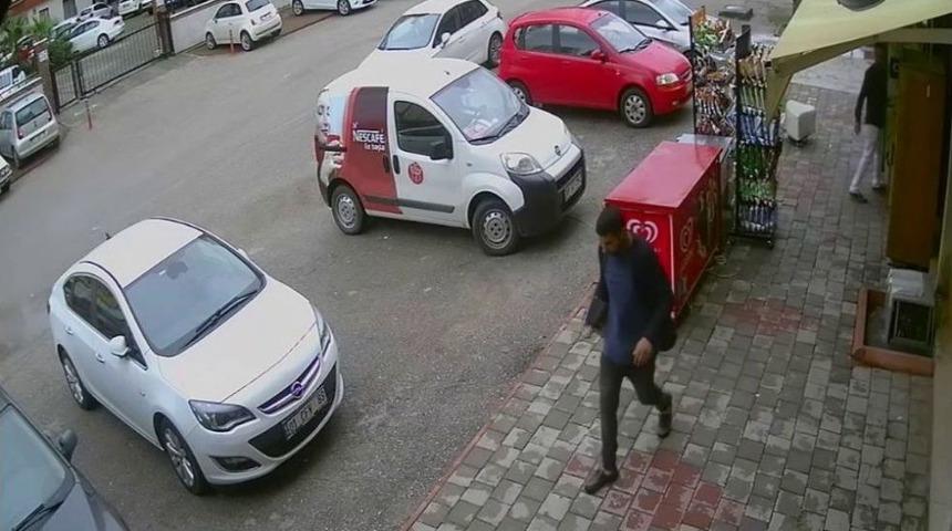 İş Yerinden 5 Şişe İ&ccedil;ki &Ccedil;alan Zanlı Tutuklandı