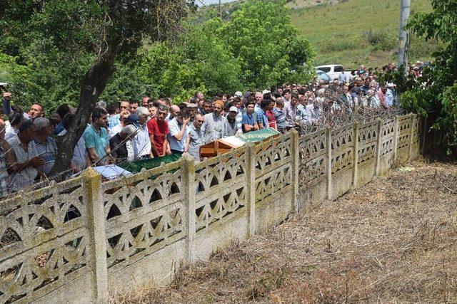 Boğulan İki Çocuk Toprağa Verildi