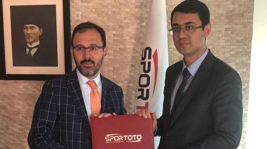 Yenişehir&rsquo;e 12 Spor Sahası Yapılacak