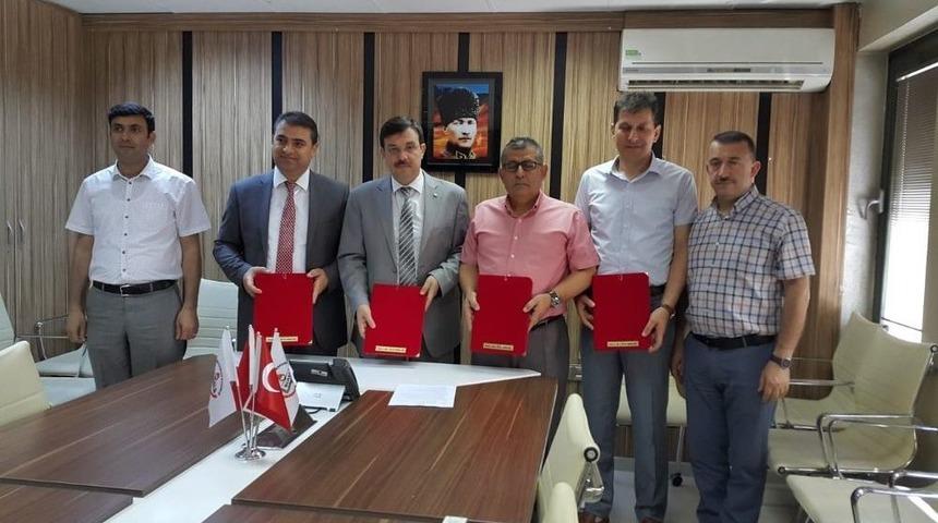 T&uuml;rkiye&rsquo;de İlk Kez H&uuml;k&uuml;ml&uuml;lere &Ouml;rg&uuml;n Mesleki Eğitim Fırsatı