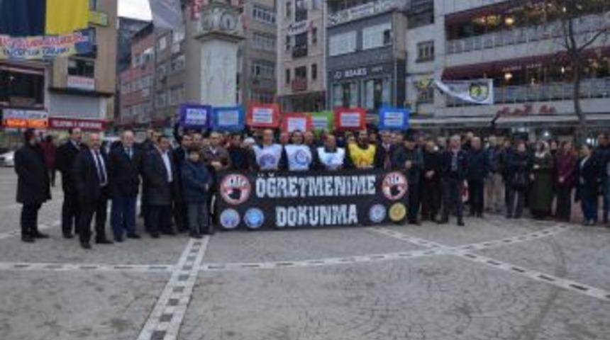 Fatsa&rsquo;da Sendikalardan &Ouml;ğretmen Cinayetine Protesto