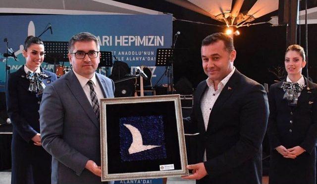 Anadolujet, 2017 Yılının En Başarılı Acentelerini Ödüllendirdi