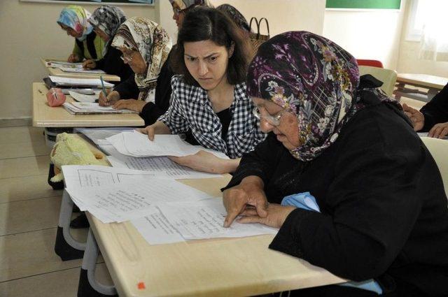 Şengül Nine Çocukluk Hayalini Gerçekleştirdi