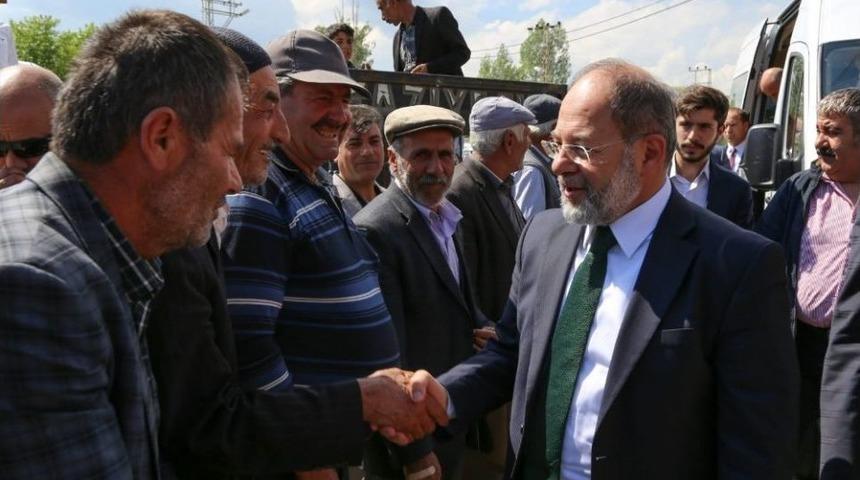 Ak Parti&rsquo;den Hınıs &Ccedil;ıkarması