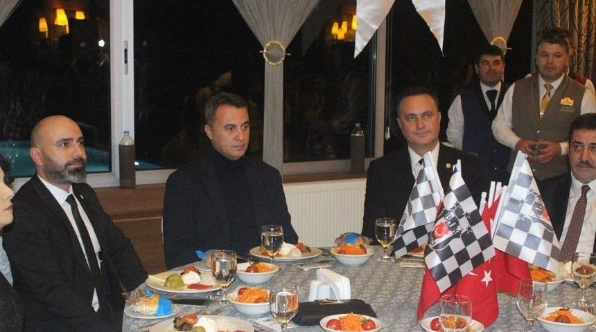 Beşiktaş Başkanı Orman, Taraftarın Onur Yemeğine Katıldı