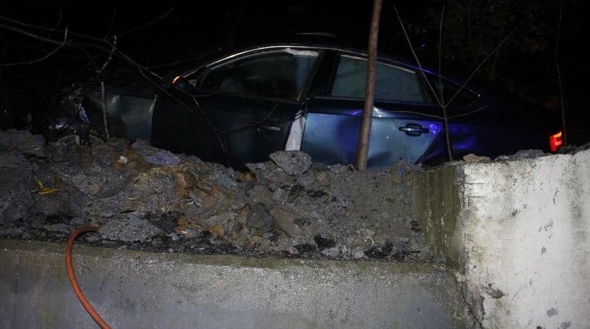 Virajı Alamayan Ara&ccedil; 100 Metre Aşağı U&ccedil;tu