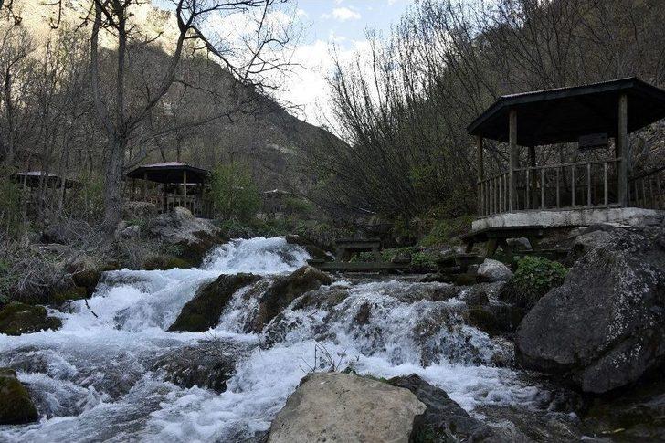 Tomara Şelalesi Ziyaretçilerini Bekliyor G1