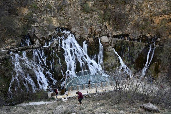 Tomara Şelalesi Ziyaretçilerini Bekliyor G3