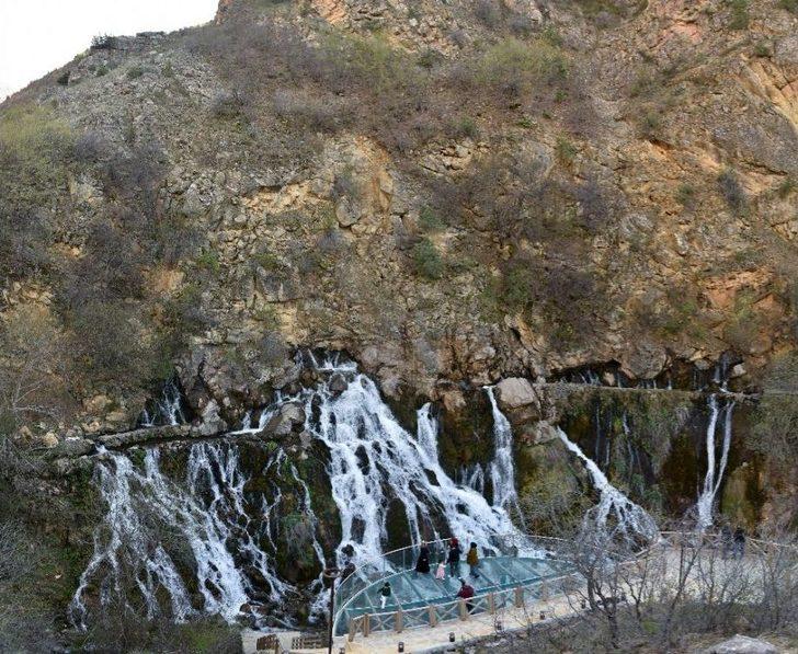 Tomara Şelalesi Ziyaretçilerini Bekliyor G4