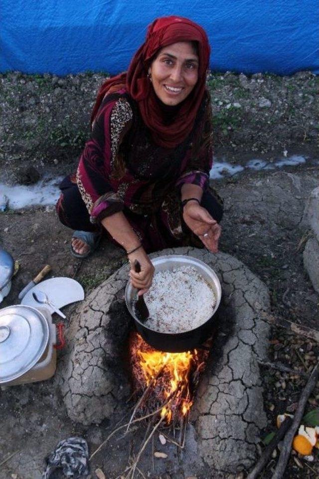 Savaştan Kaçan Suriyelilerin Yaşam Mücadelesi