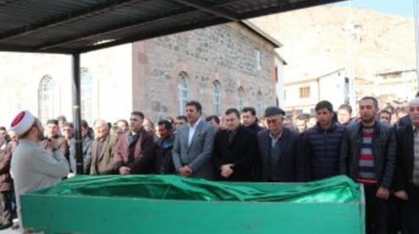 Halk Eğitim Müdürü Dualarla Toprağa Verildi