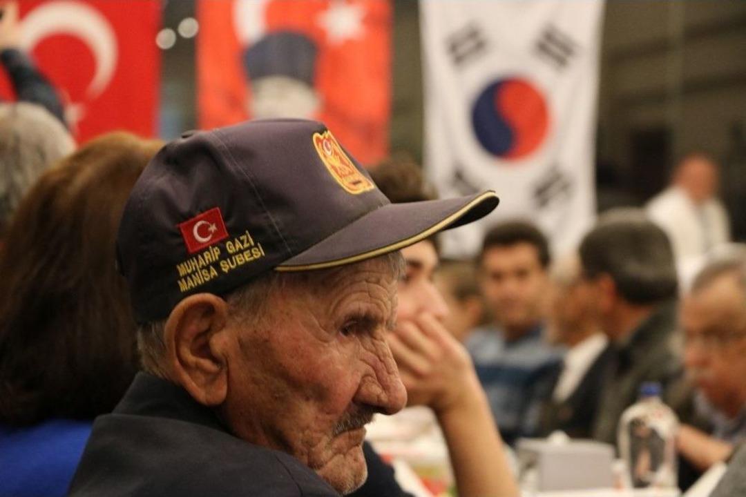 G&uuml;ney Kore&rsquo;den Manisalı Kore Gazilerine Vefa