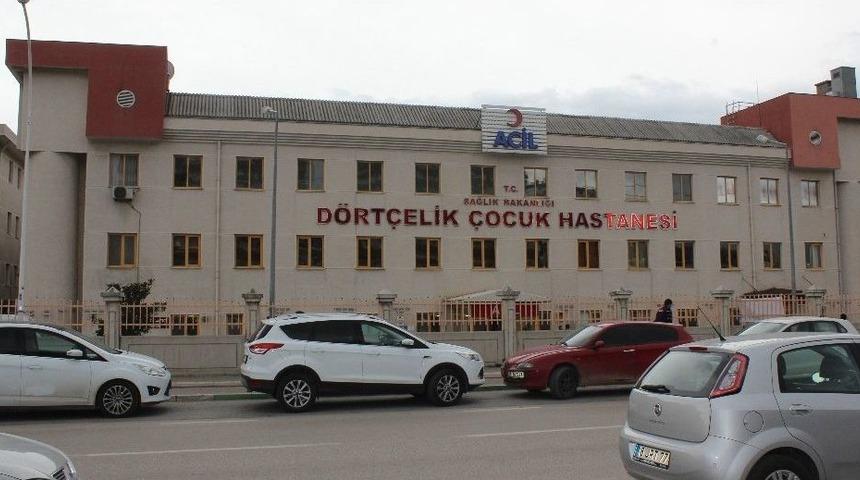 &Ouml;l&uuml;mle Pen&ccedil;eleşen 4 Aylık Bebeğe Teşhis Konulamıyor