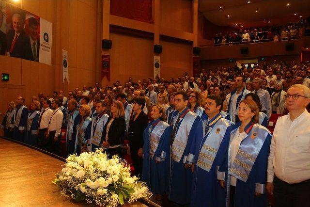 Aü Tıp Fakültesi’nde Mezuniyet Sevinci