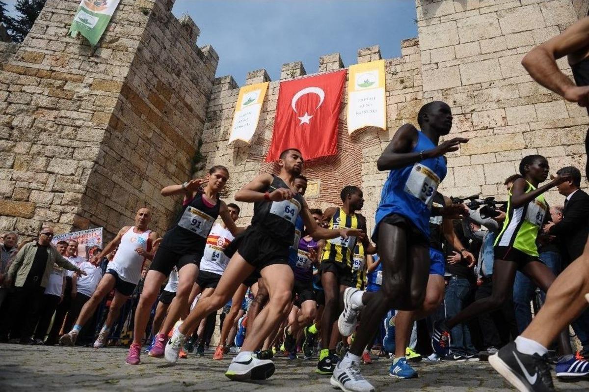 Tarihi Kent Koşusu&rsquo;na Afrika Damgası