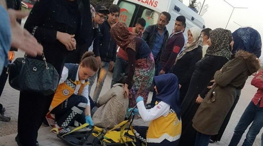 Otomobil Yayaya &Ccedil;arptı: 1 Yaralı